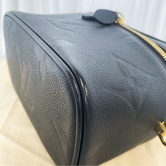 Louis Vuitton Black Embossed Leather Vanity Case Bag - Picture 12 of 12